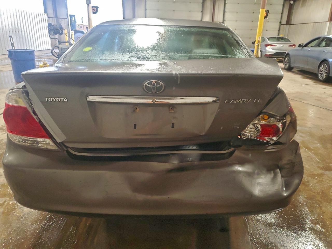 2005 TOYOTA CAMRY LE photo 6