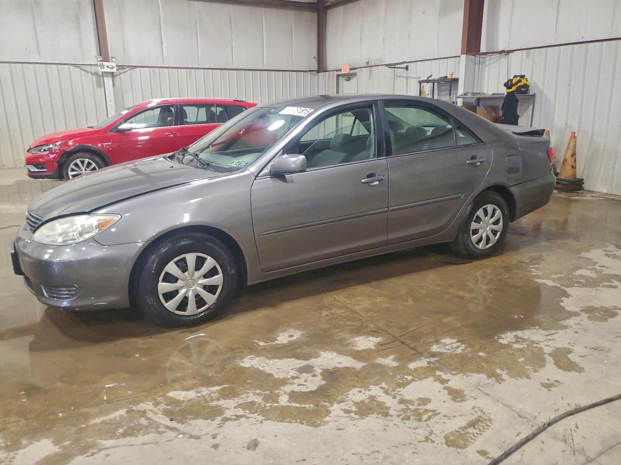 2005 TOYOTA CAMRY