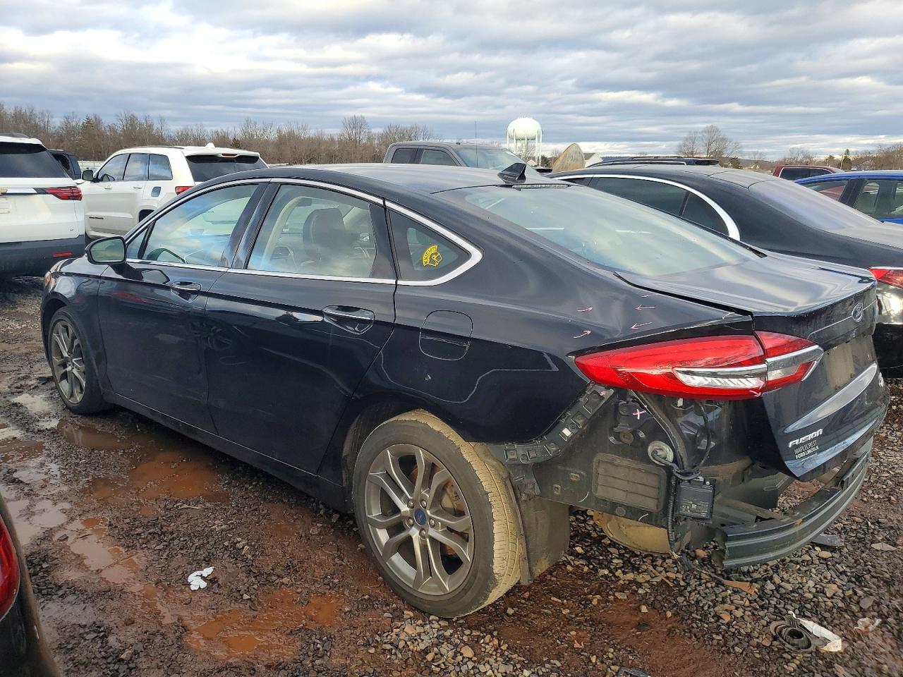 2019 FORD FUSION SEL photo 2