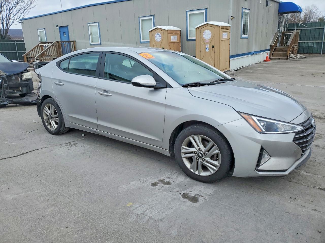 2020 HYUNDAI ELANTRA SEL photo 4