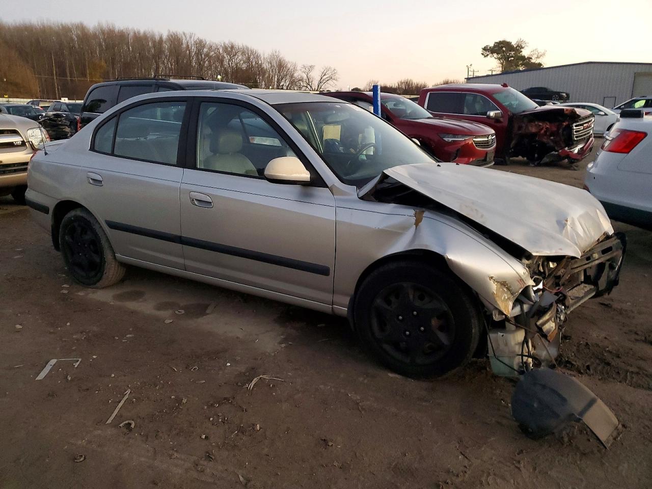 2004 HYUNDAI ELANTRA GLS photo 4
