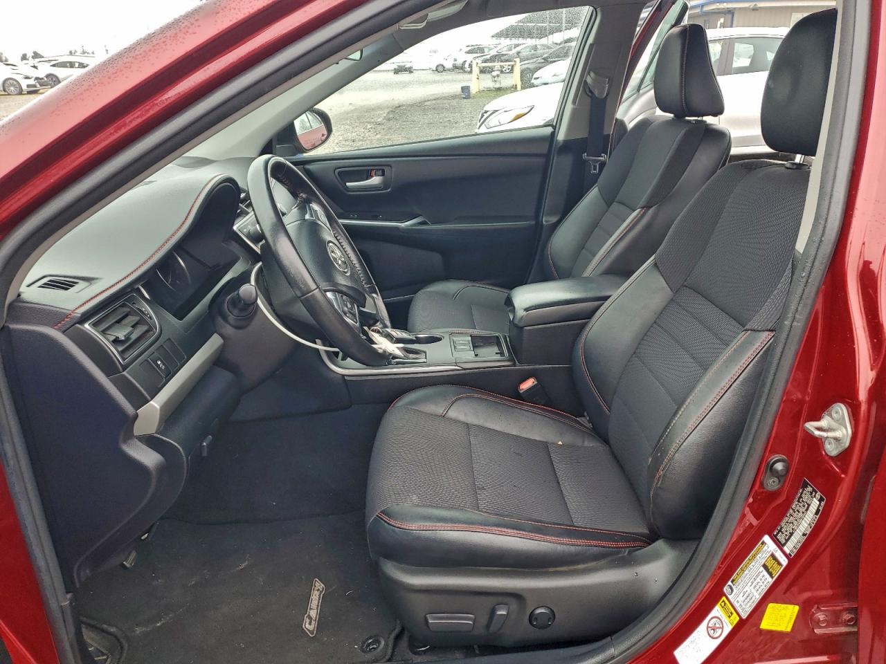 2016 TOYOTA CAMRY HYBRID photo 13