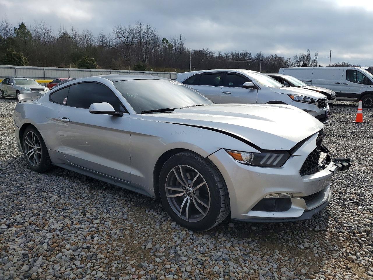 2016 FORD MUSTANG photo 4