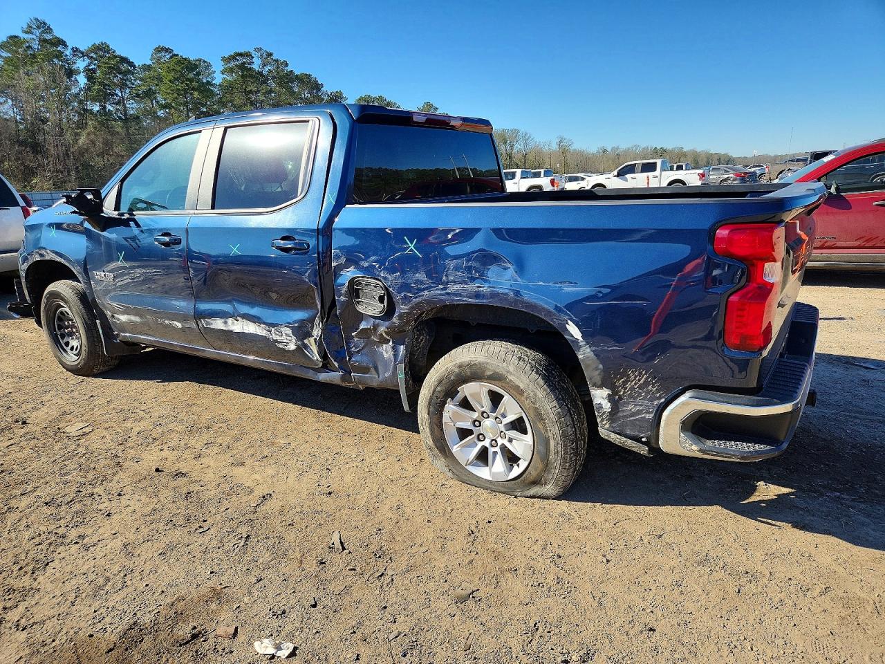 2021 CHEVROLET SILVERADO K1500 LT photo 4