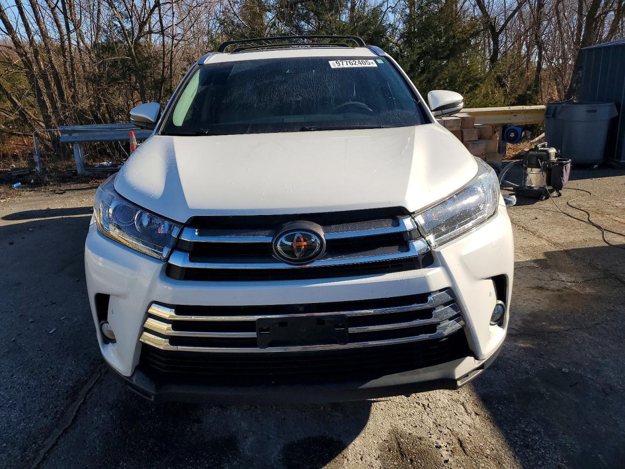 2017 TOYOTA HIGHLANDER LIMITED photo 5