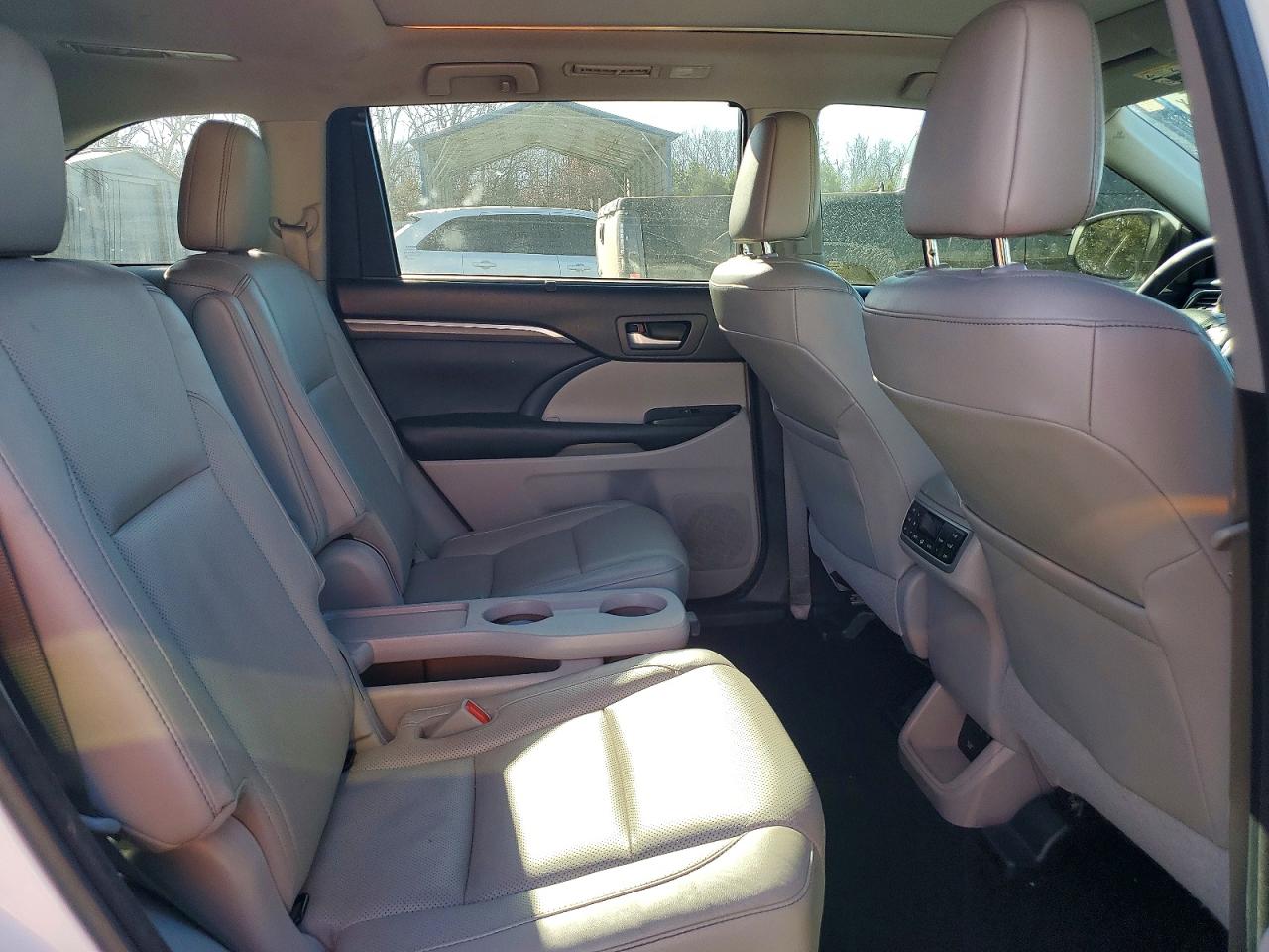 2017 TOYOTA HIGHLANDER LIMITED photo 11