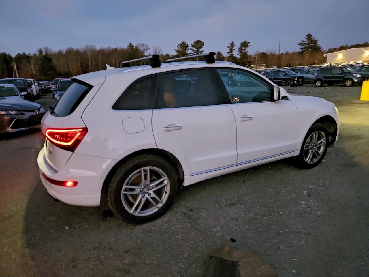 2016 AUDI Q5 PREMIUM PLUS photo 3