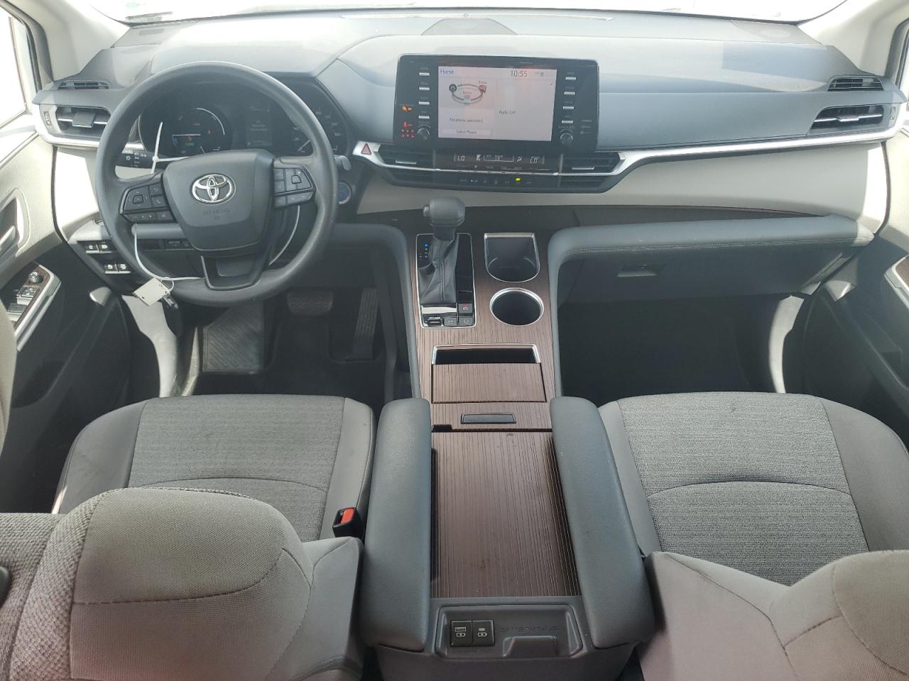 2022 TOYOTA SIENNA LE photo 22