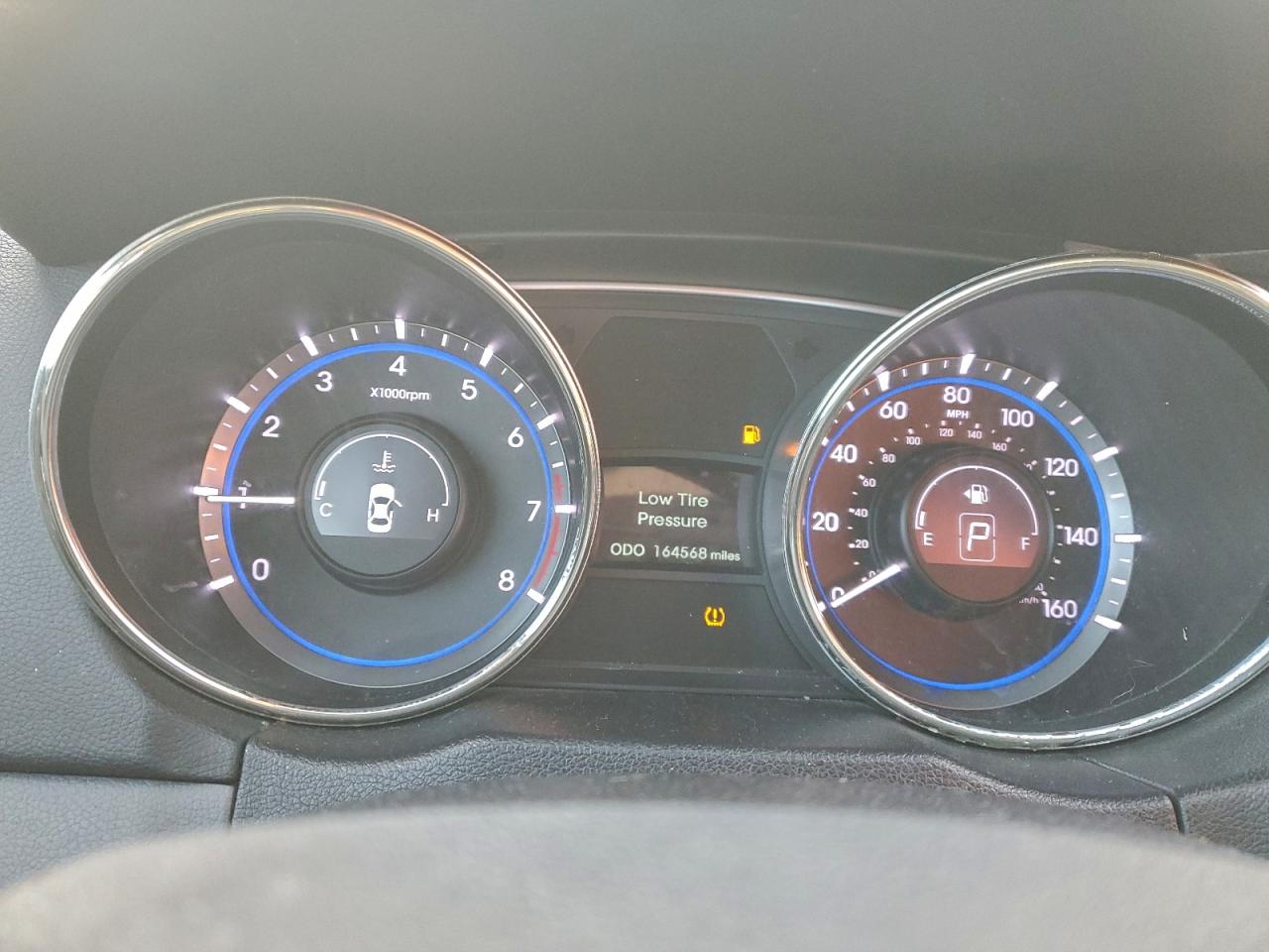 2012 HYUNDAI SONATA SE photo 9