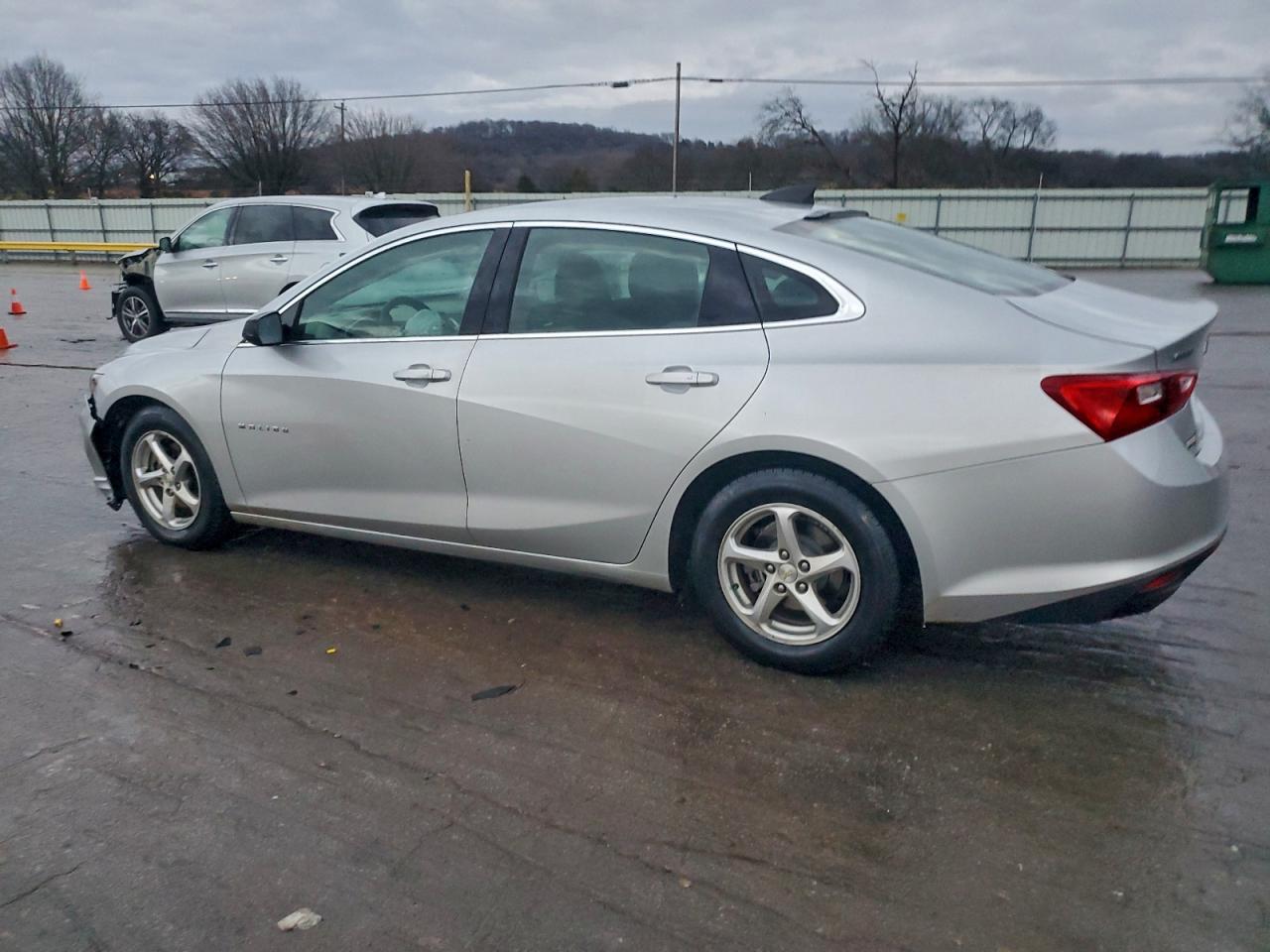 2017 CHEVROLET MALIBU LS photo 2