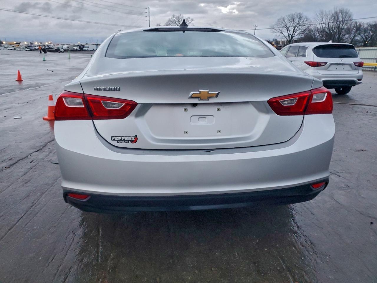 2017 CHEVROLET MALIBU LS photo 6