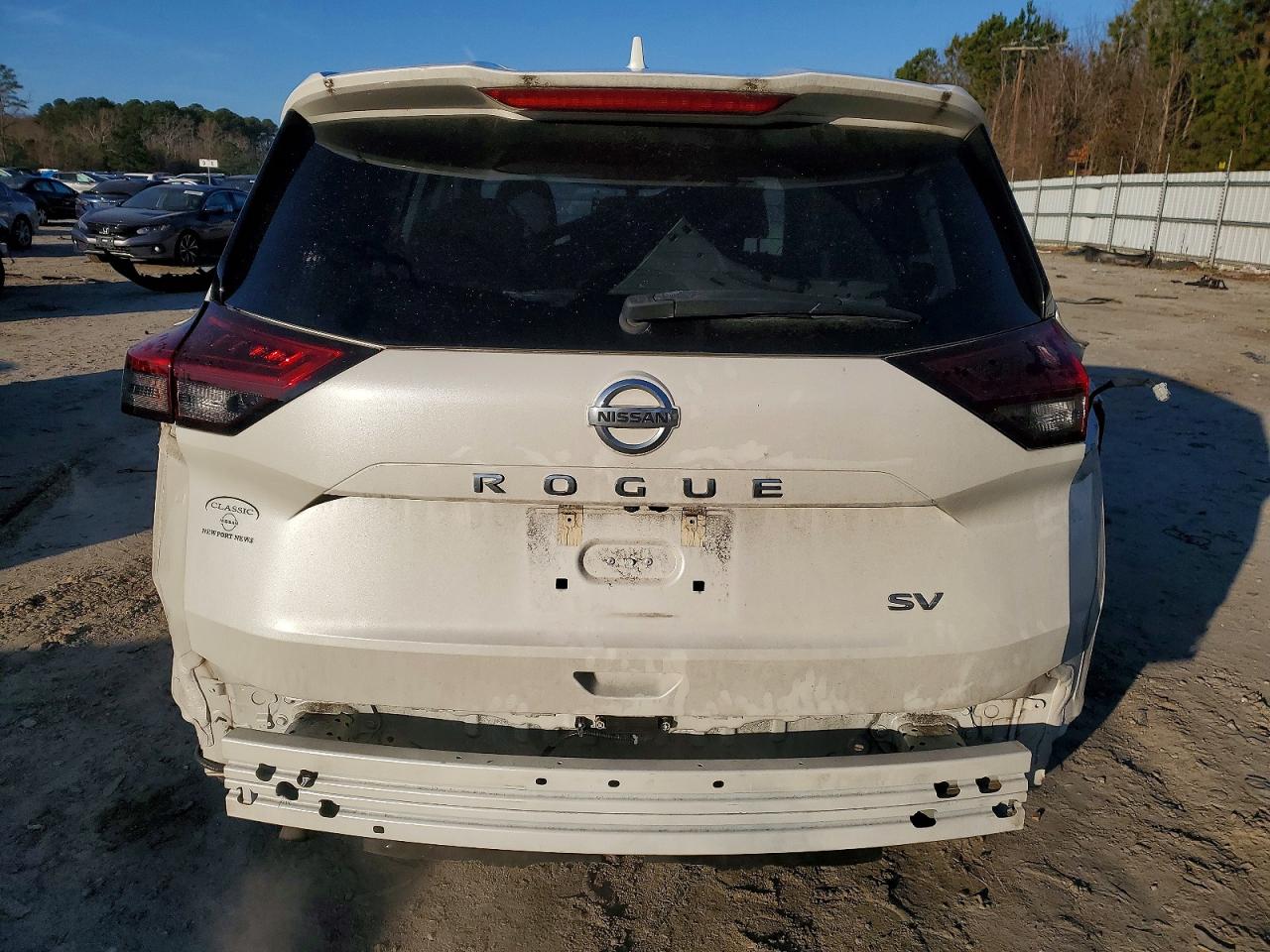 2021 NISSAN ROGUE SV photo 6