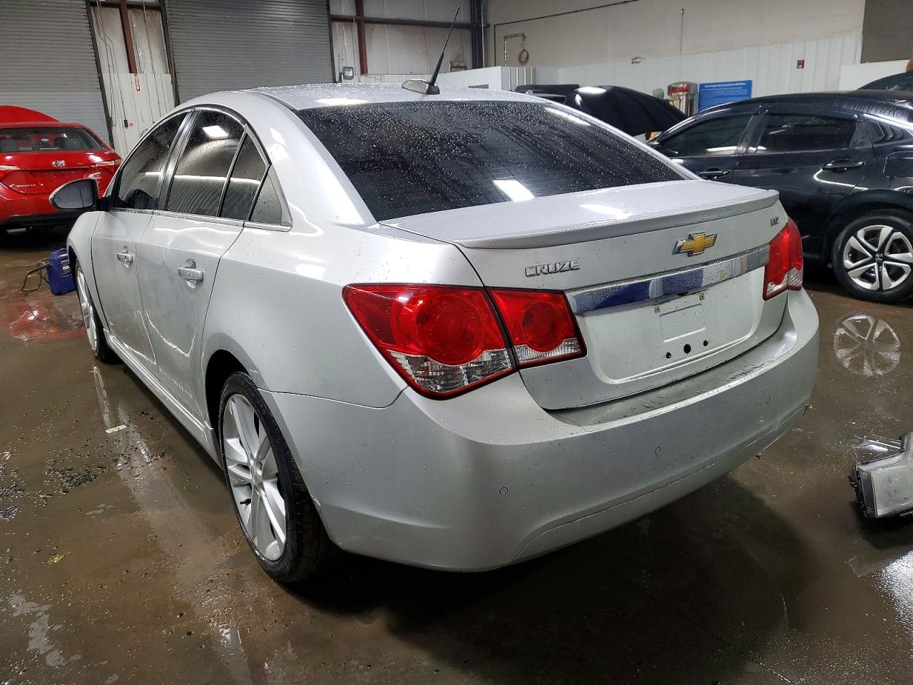 2015 CHEVROLET CRUZE LTZ photo 2