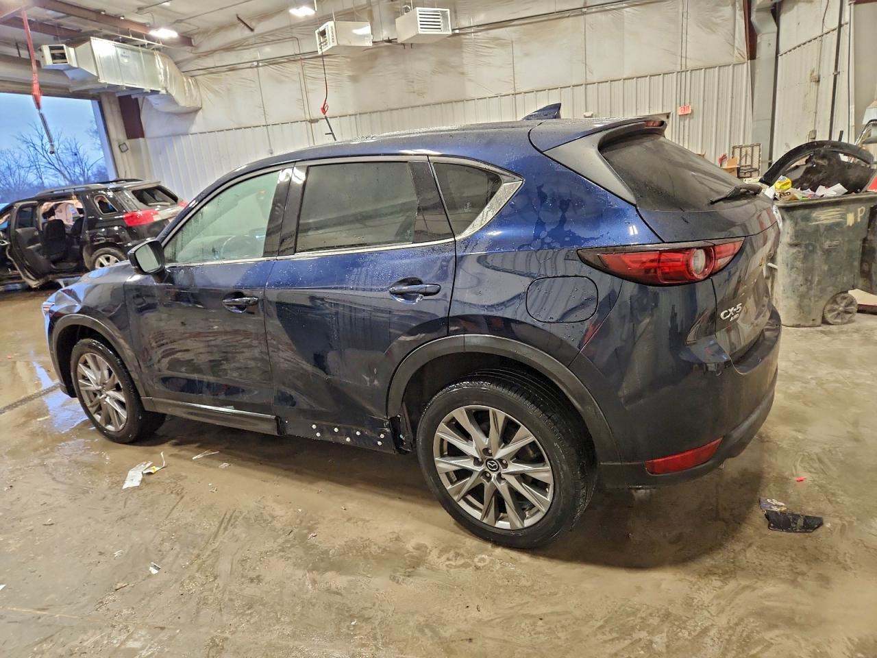 2021 MAZDA CX-5 GRAND TOURING photo 2