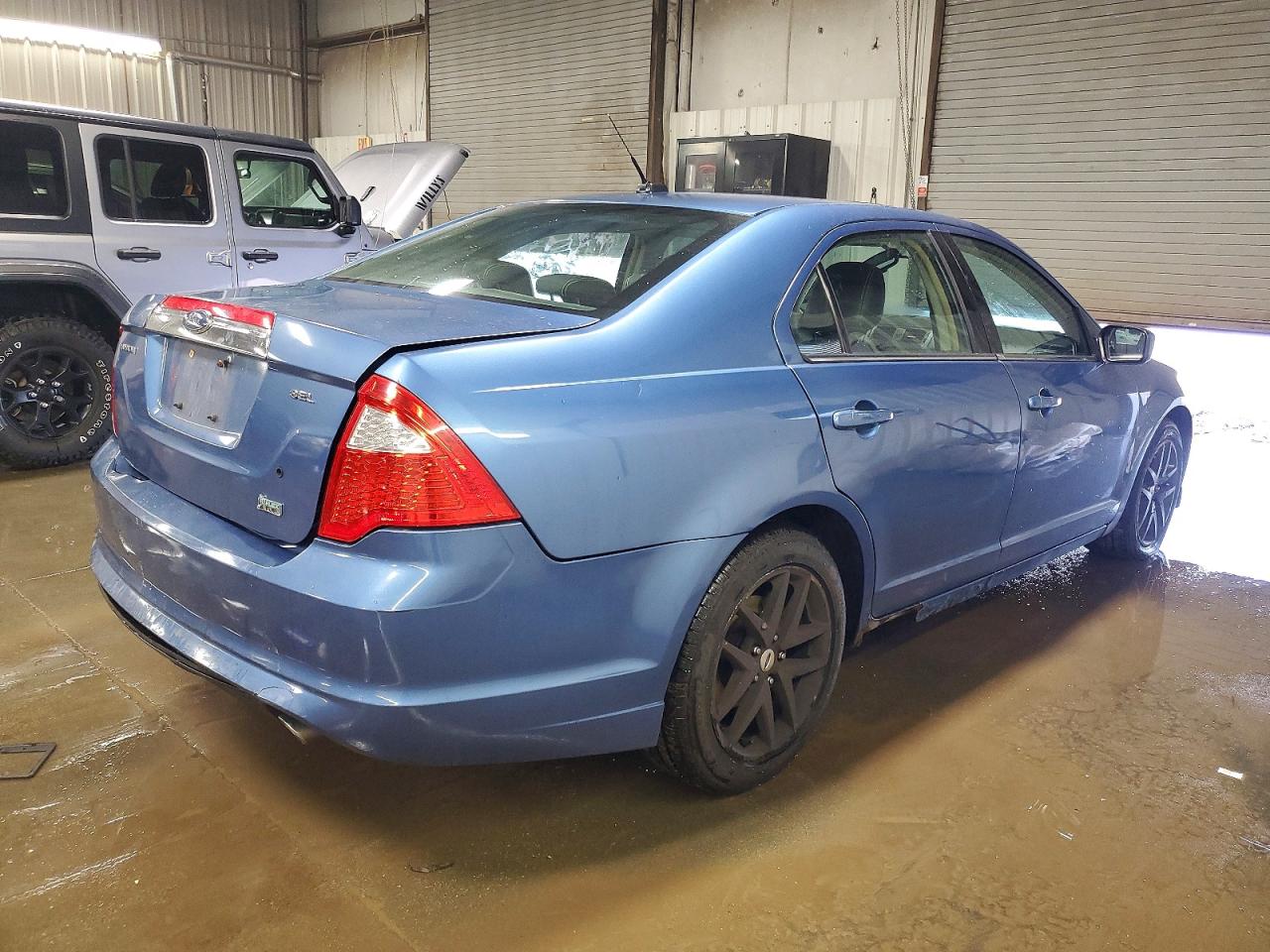 2010 FORD FUSION SEL photo 3