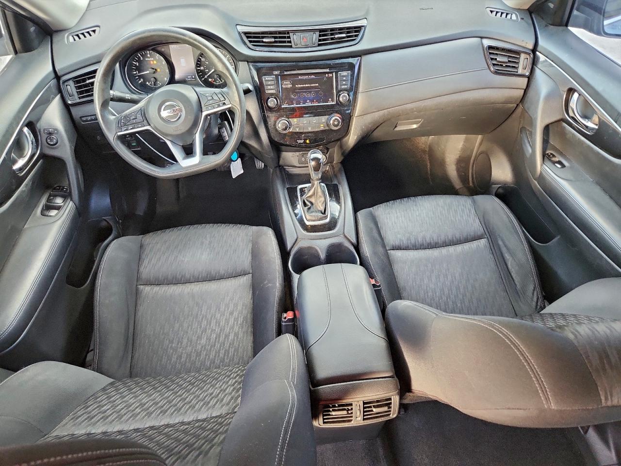 2018 NISSAN ROGUE S photo 8