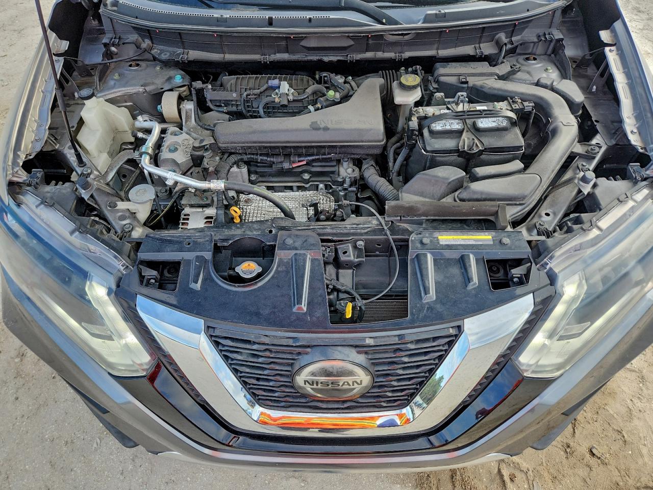 2018 NISSAN ROGUE S photo 12