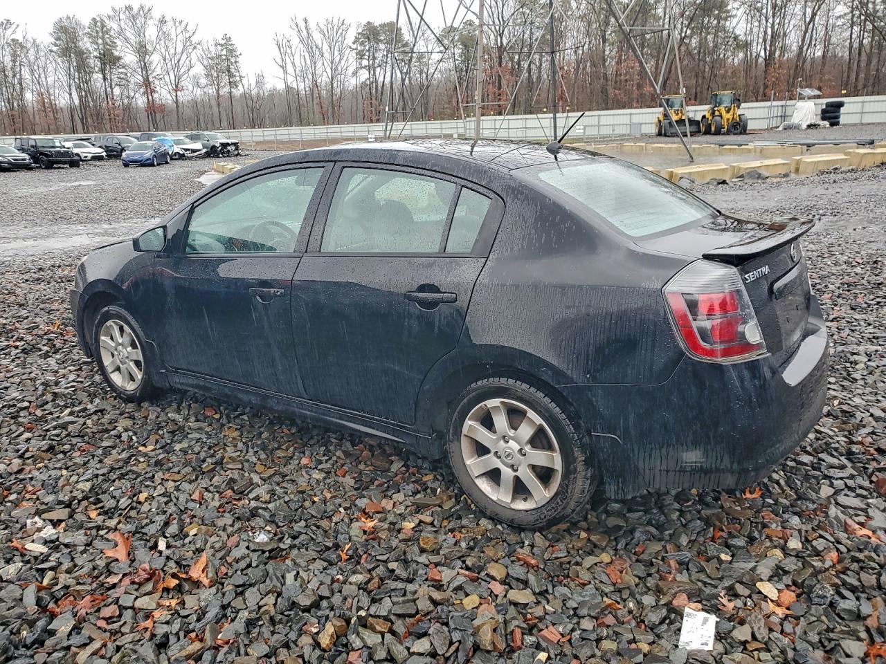 2011 NISSAN SENTRA 2.0 photo 2