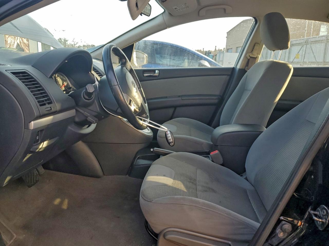 2011 NISSAN SENTRA 2.0 photo 7