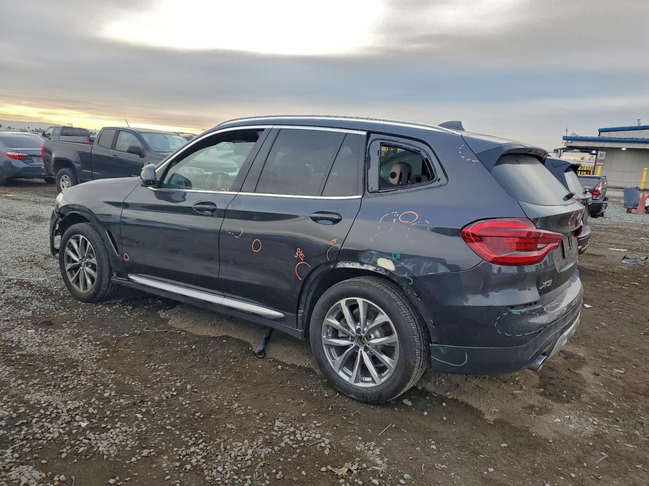 2019 BMW X3 SDRIVE30I photo 2