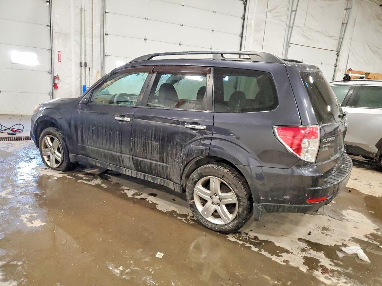 2010 SUBARU FORESTER 2.5X PREMIUM photo 3