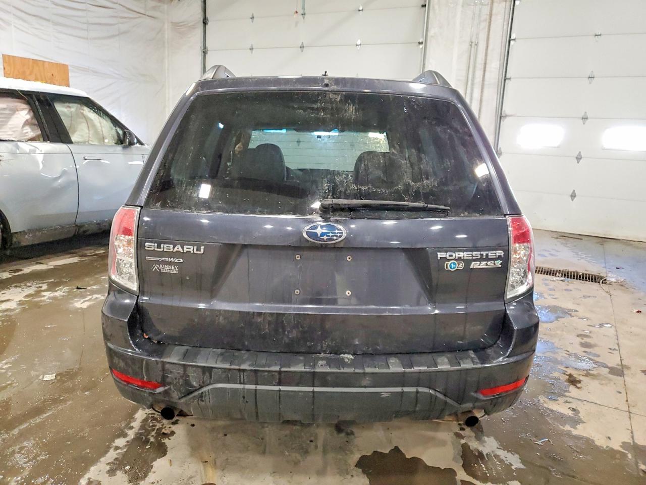 2010 SUBARU FORESTER 2.5X PREMIUM photo 11