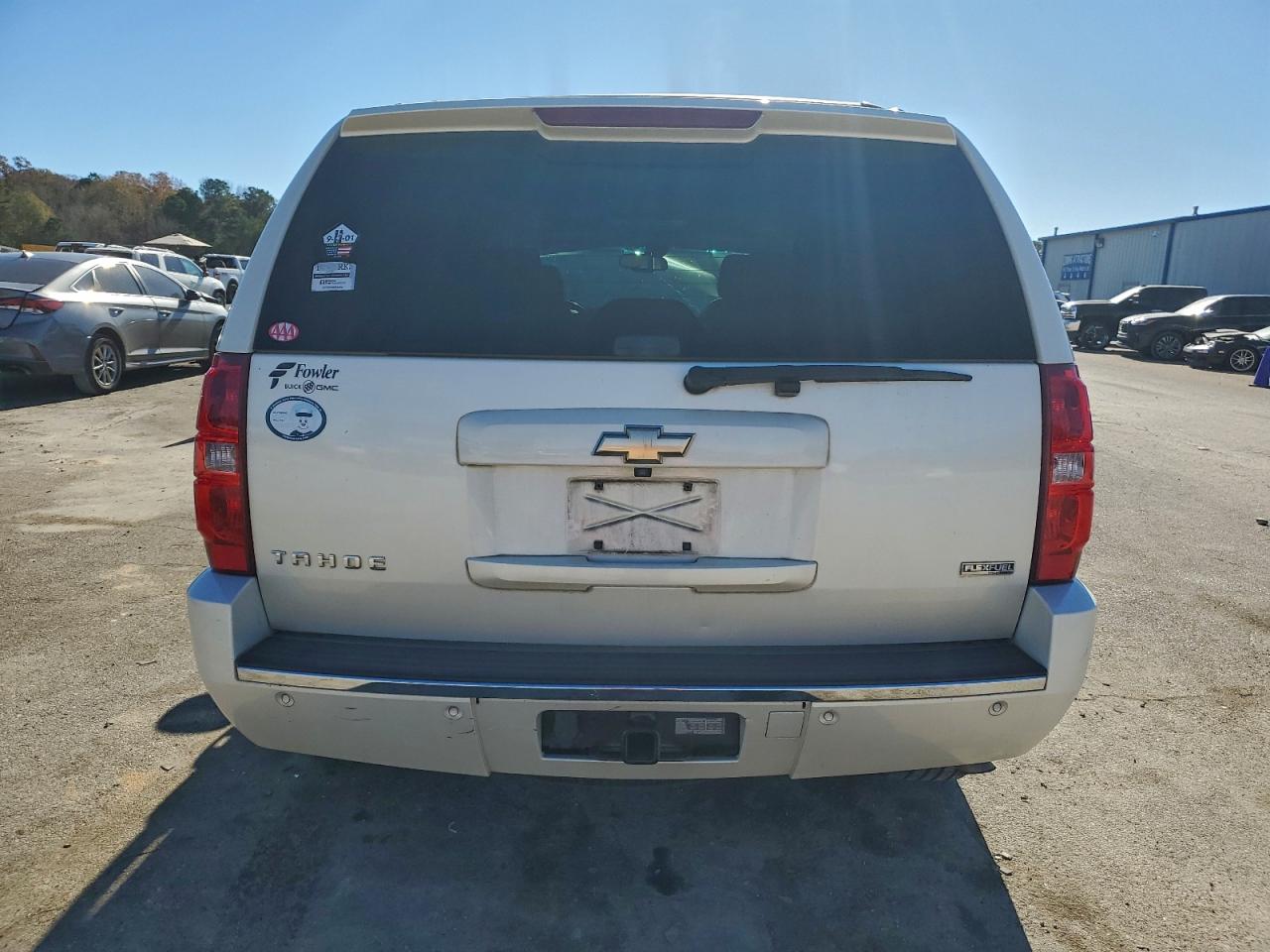 2009 CHEVROLET TAHOE C1500 LTZ photo 6