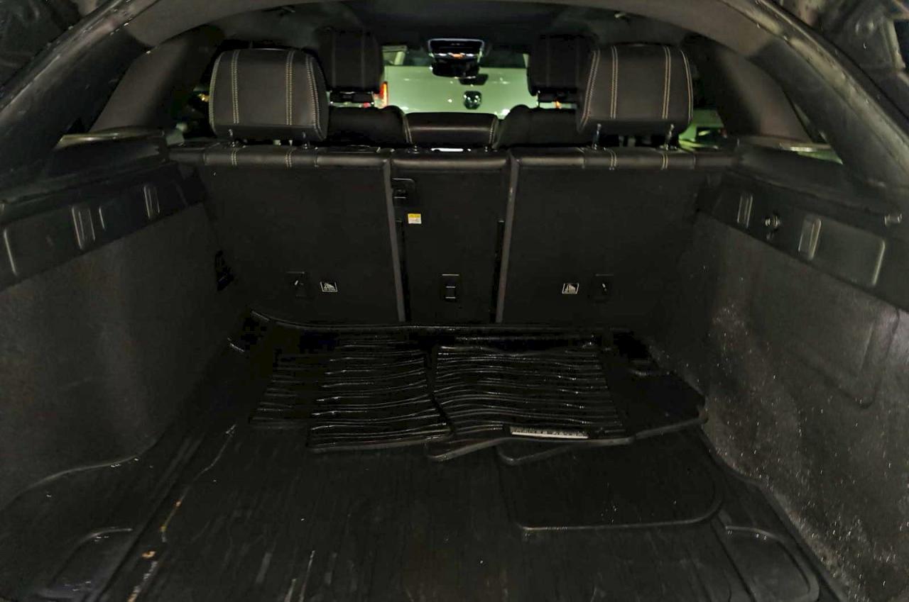 2019 LAND ROVER RANGE ROVER VELAR R-DYNAMIC SE photo 12