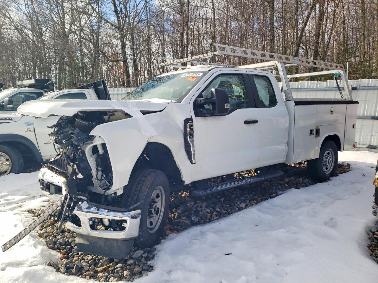 2023 FORD F350 SUPER