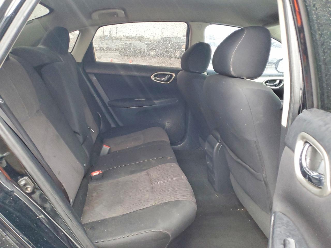 2014 NISSAN SENTRA S photo 10