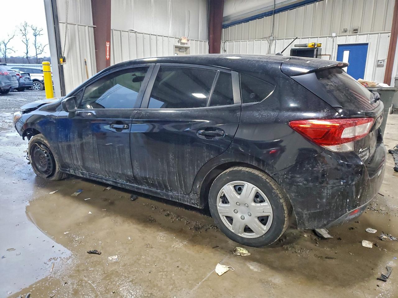 2019 SUBARU IMPREZA photo 3