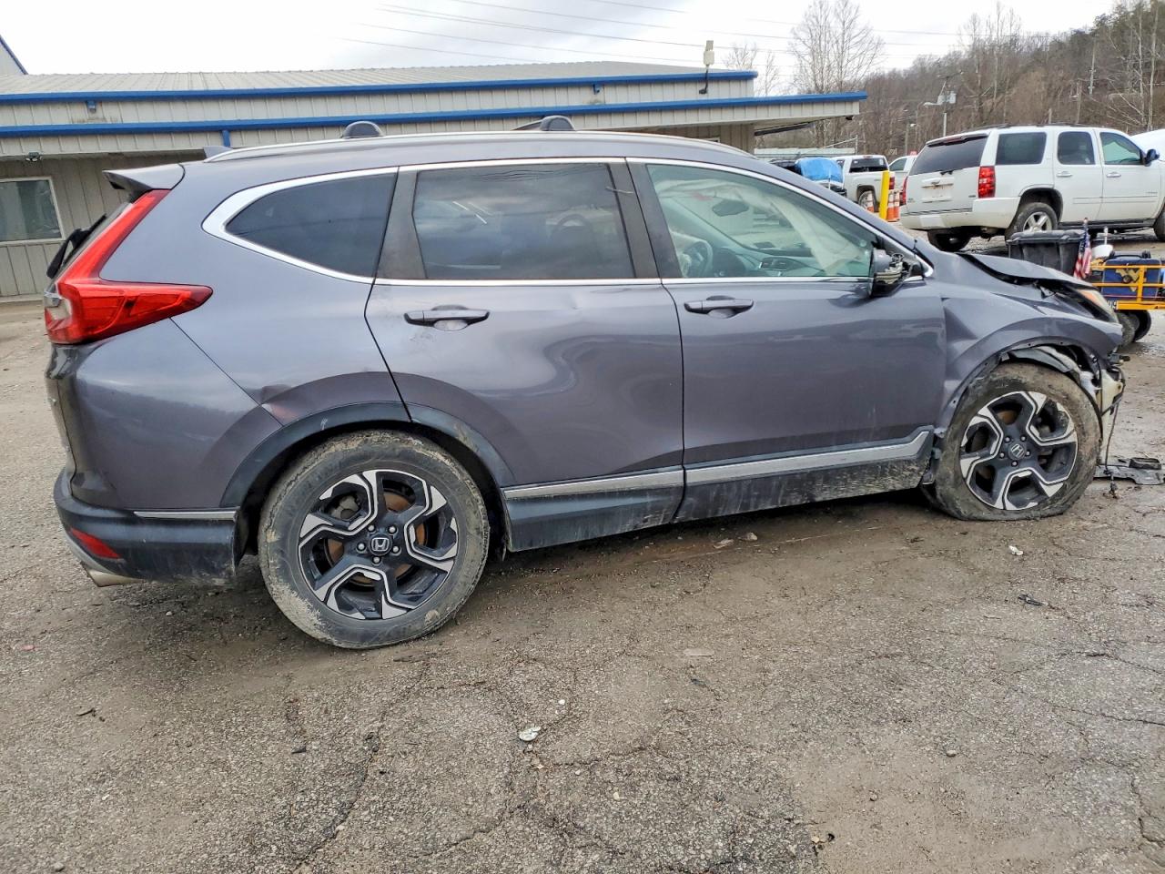 2017 HONDA CR-V TOURING photo 3