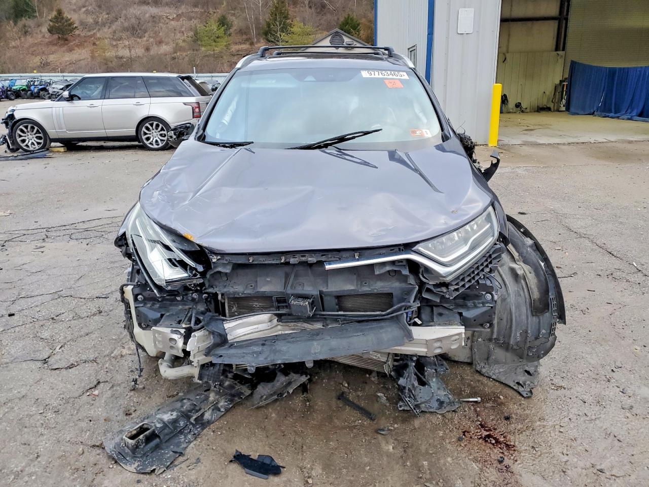 2017 HONDA CR-V TOURING photo 5