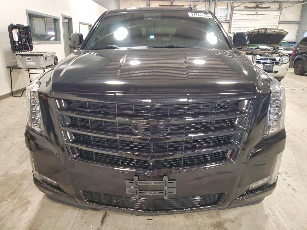 2016 CADILLAC ESCALADE LUXURY photo 13