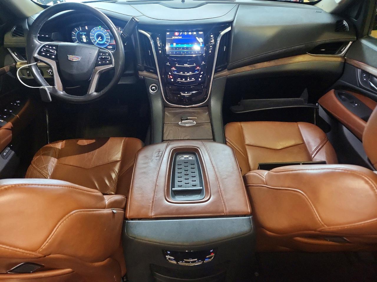 2016 CADILLAC ESCALADE LUXURY photo 23