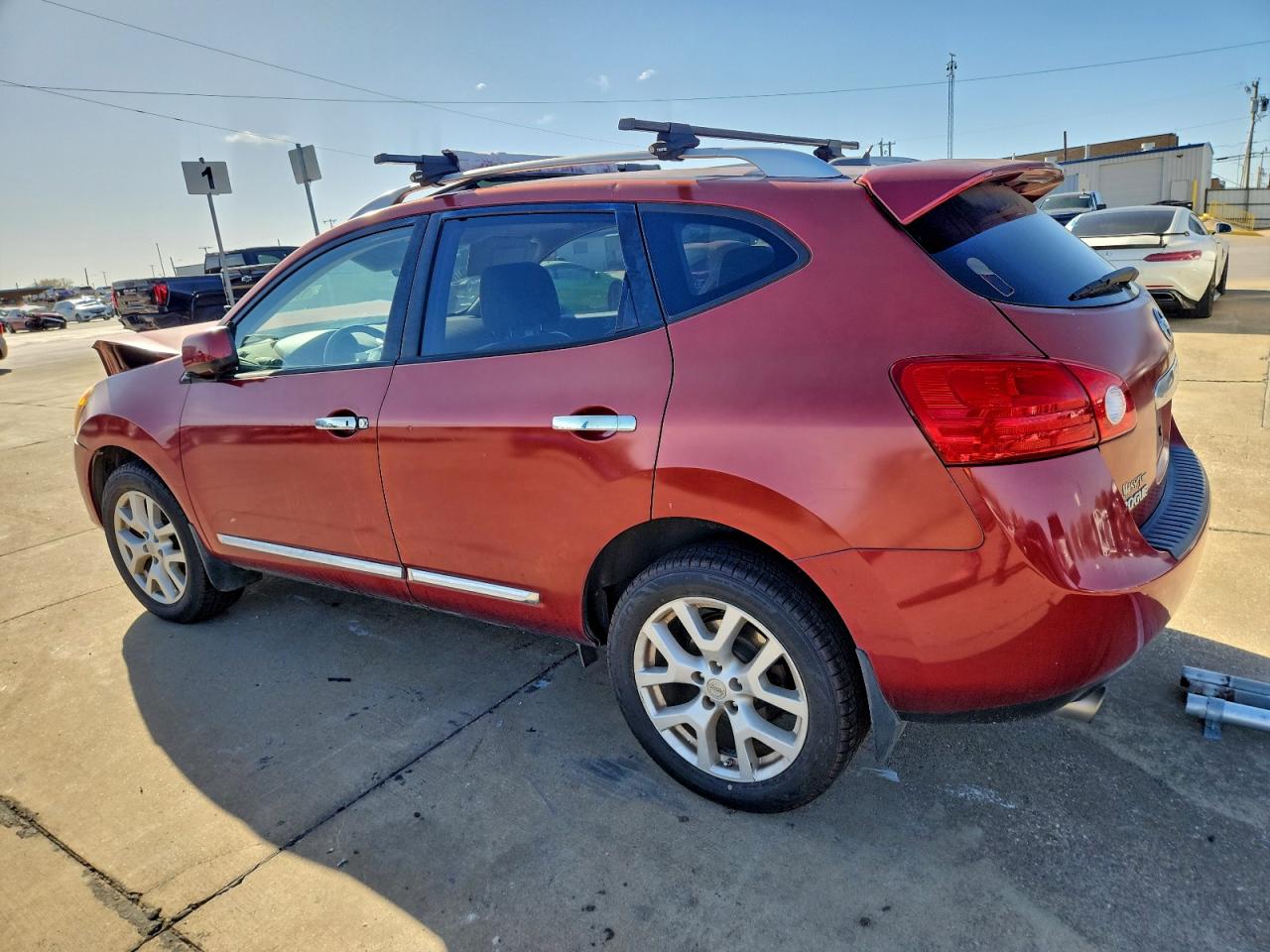 2013 NISSAN ROGUE S photo 2