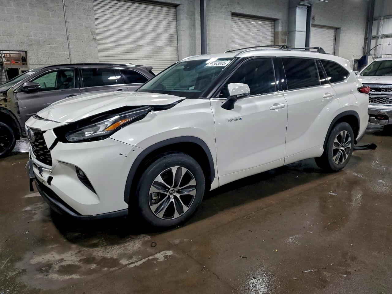 2020 TOYOTA HIGHLANDER