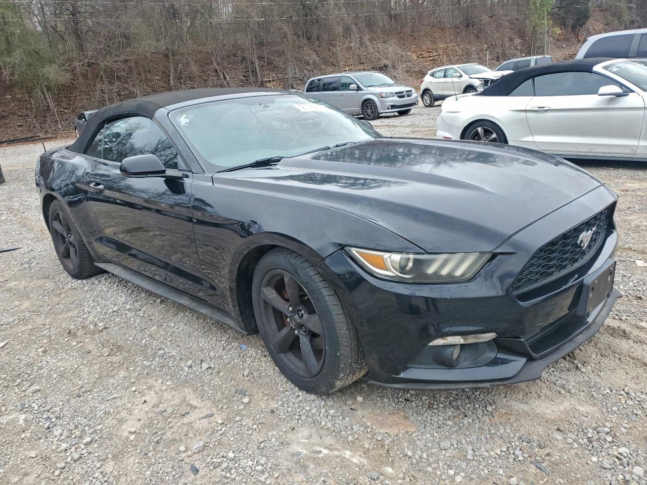 2016 FORD MUSTANG photo 4