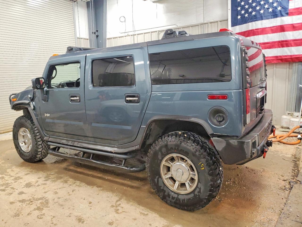 2005 HUMMER H2 photo 3