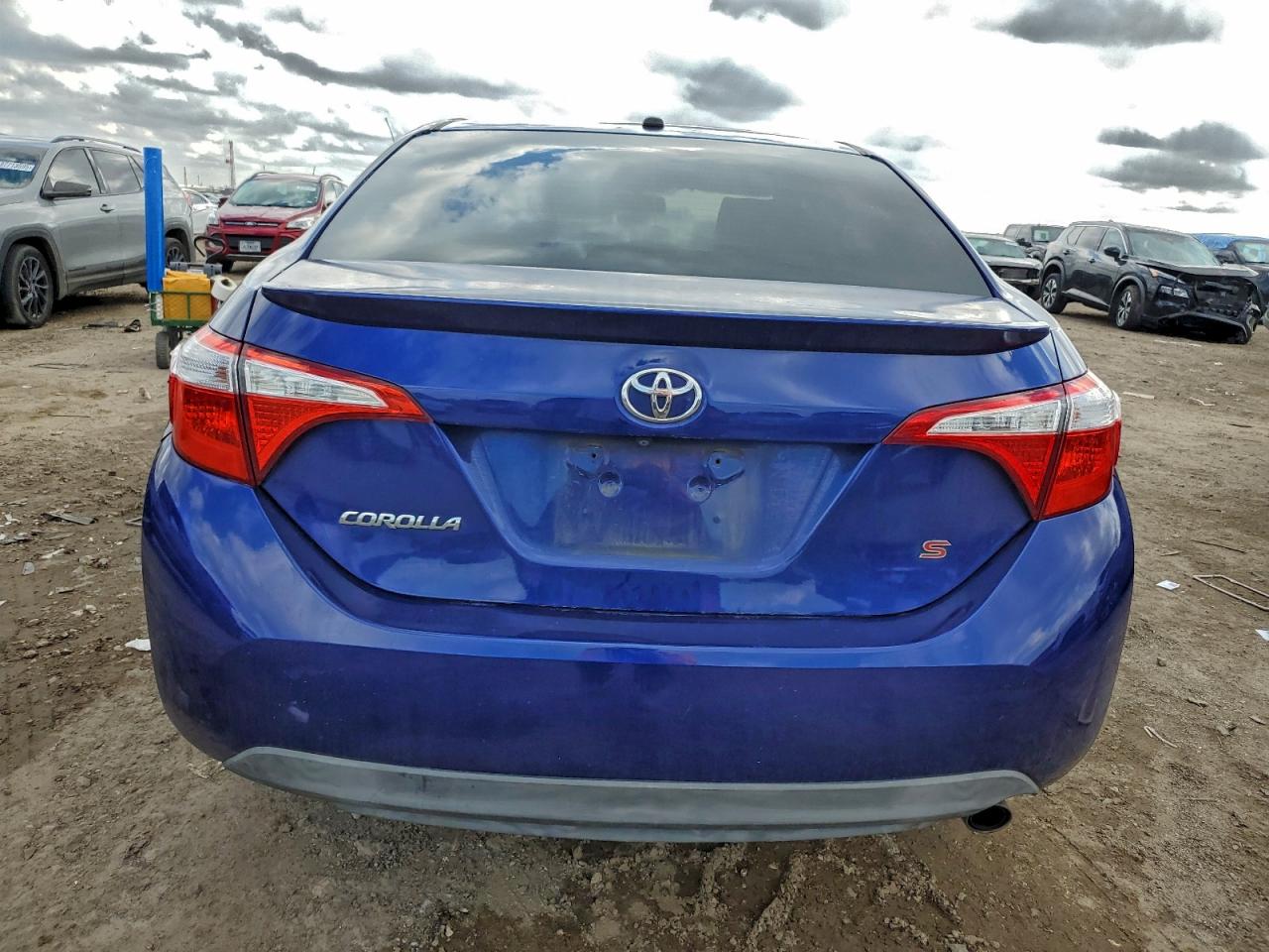 2014 TOYOTA COROLLA L photo 6