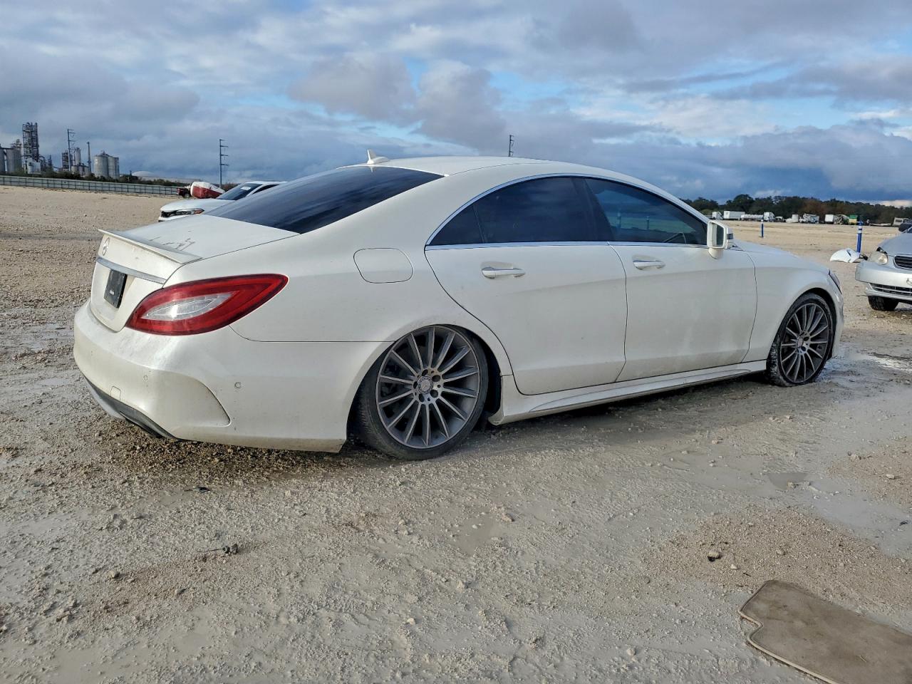 2017 MERCEDES-BENZ CLS 550 photo 3