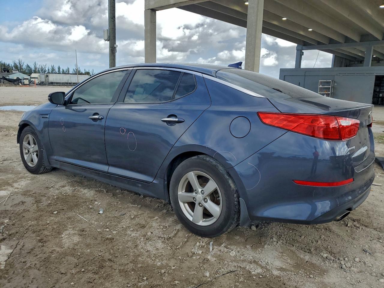2015 KIA OPTIMA LX photo 2