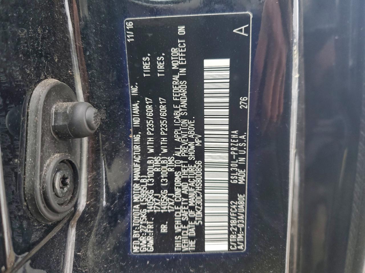2017 TOYOTA SIENNA LE photo 14