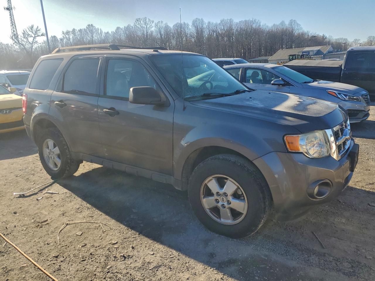 2012 FORD ESCAPE XLT photo 4