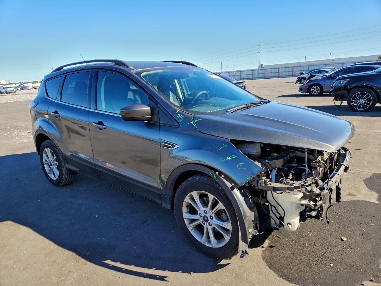 2018 FORD ESCAPE SE photo 4