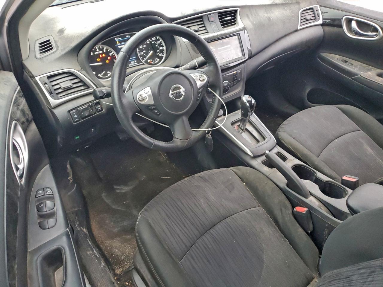 2019 NISSAN SENTRA S photo 8