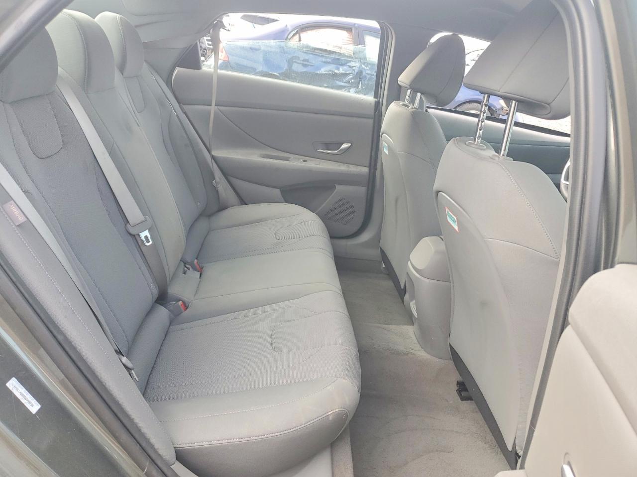 2025 HYUNDAI ELANTRA SE photo 10
