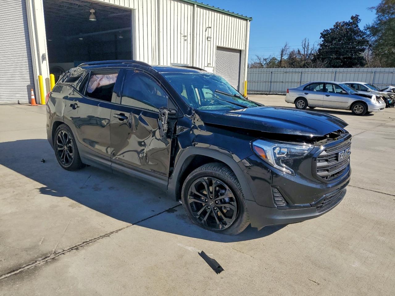 2020 GMC TERRAIN SLE photo 4