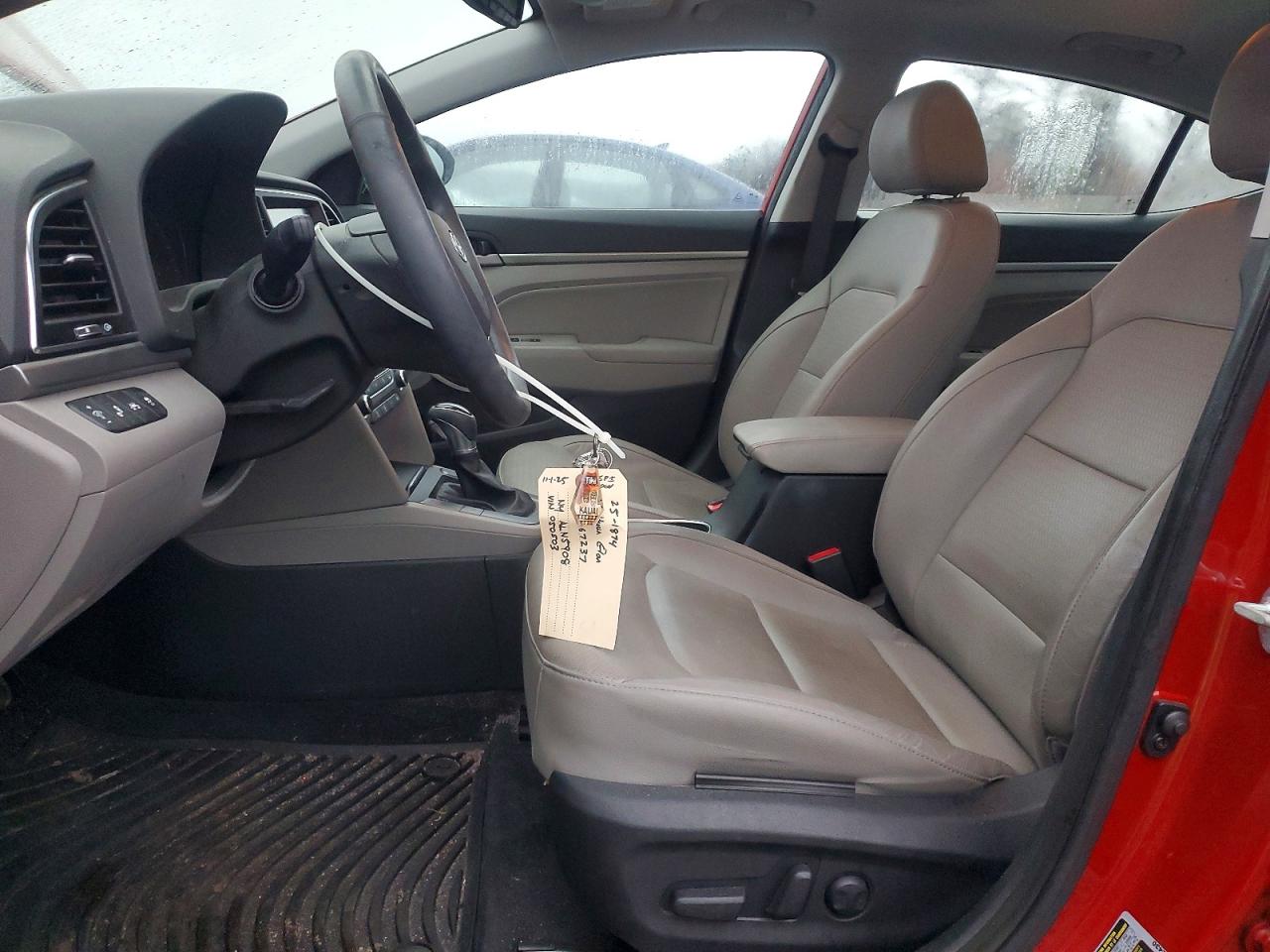 2017 HYUNDAI ELANTRA SE photo 13