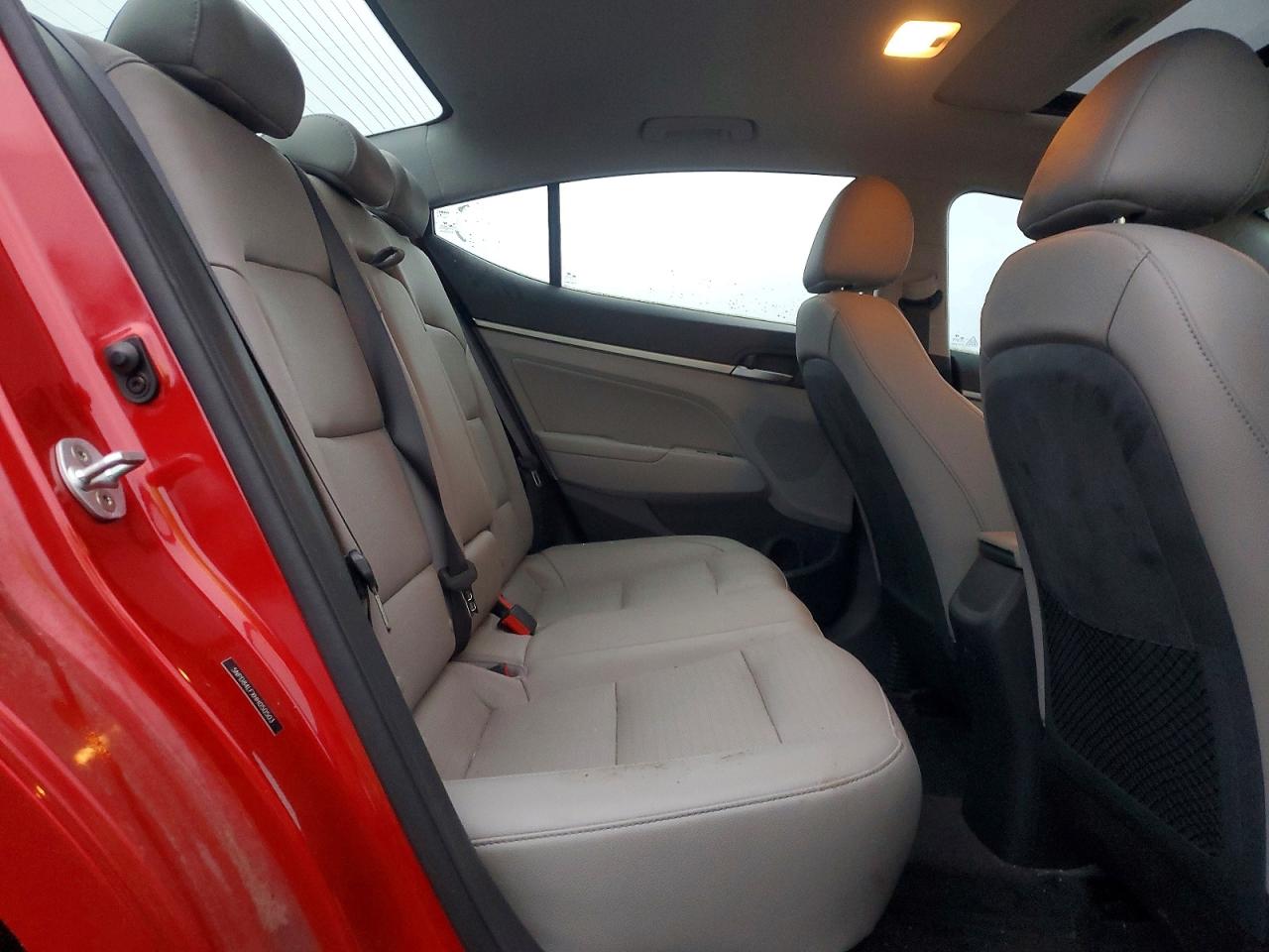 2017 HYUNDAI ELANTRA SE photo 19